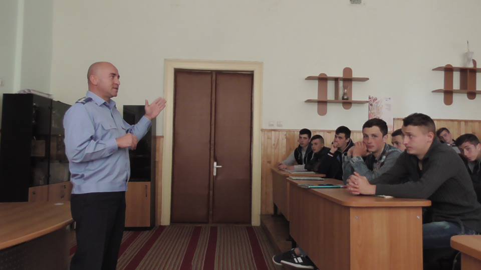 Adolescenţă fără violenţă la Colegiul Silvic din oraşul Năsăud
