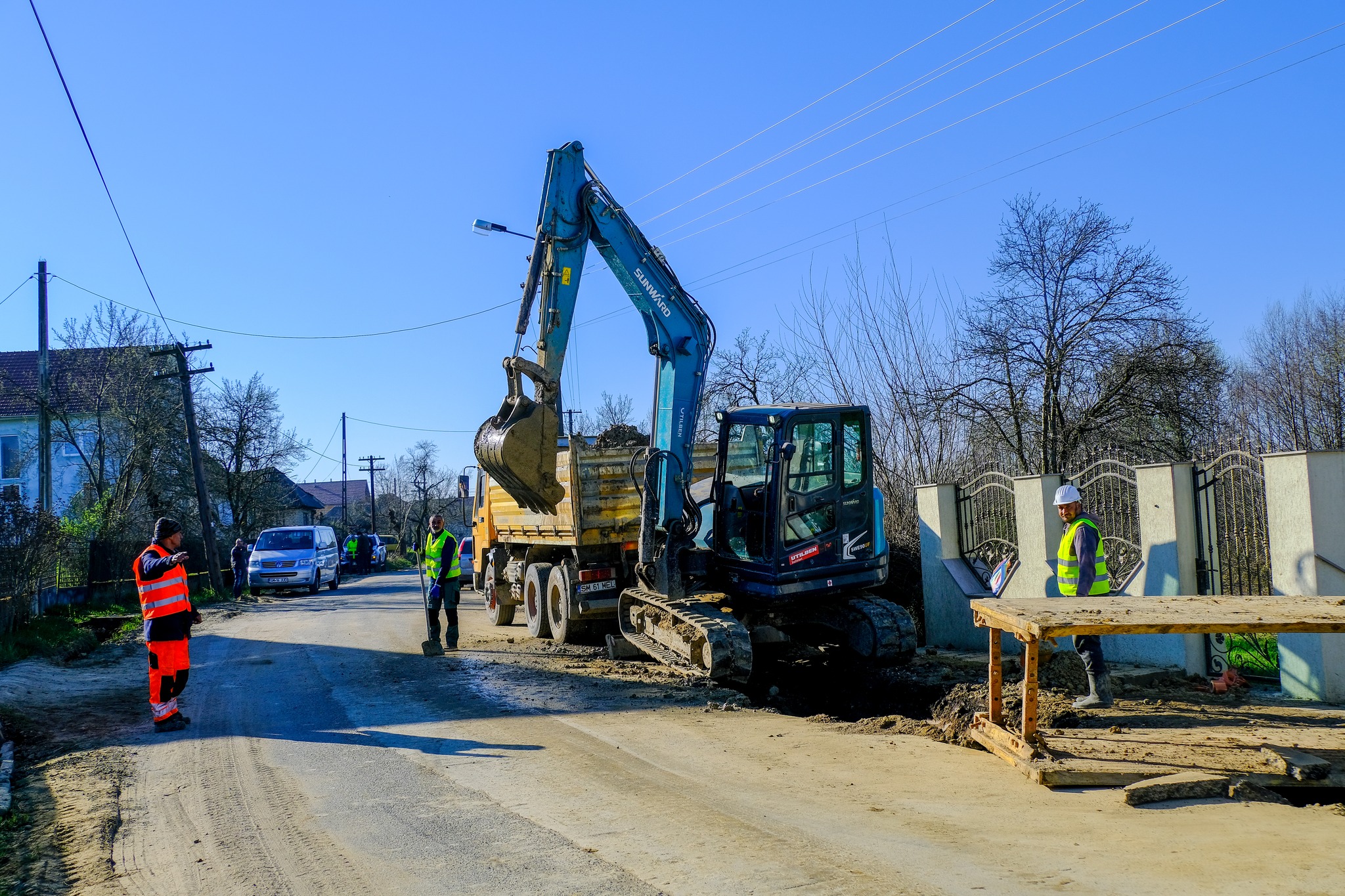 Lucrările de extindere a rețelei de apă și canalizare continuă în comunele Târșolț și Cămârzana