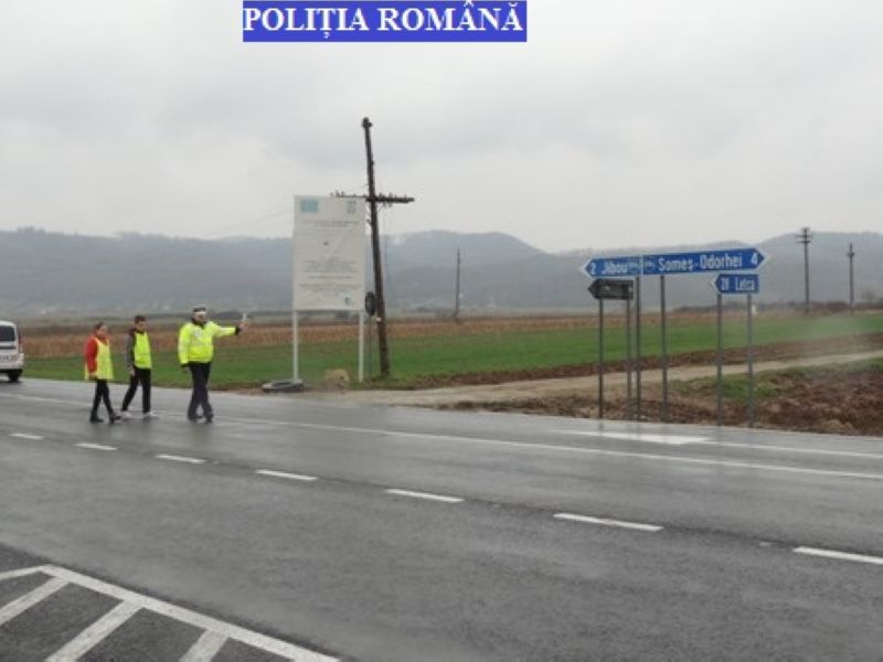 Suspect de furt, prins de poliţişti