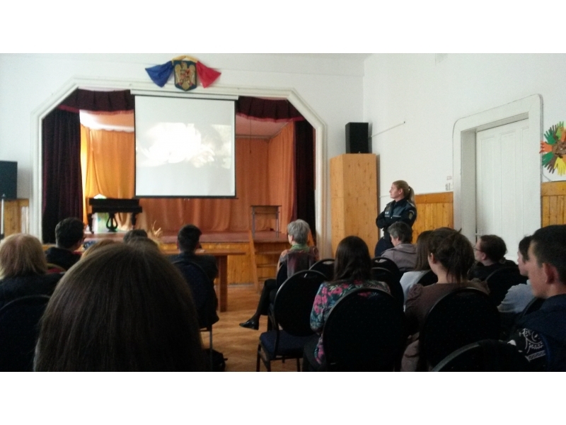 Siguranța în școli, în atenția polițiștilor clujeni