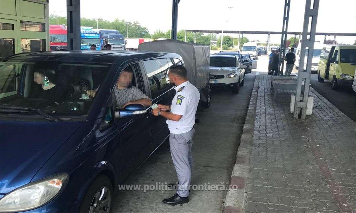 Condamnat la închisoare, oprit în vama Petea