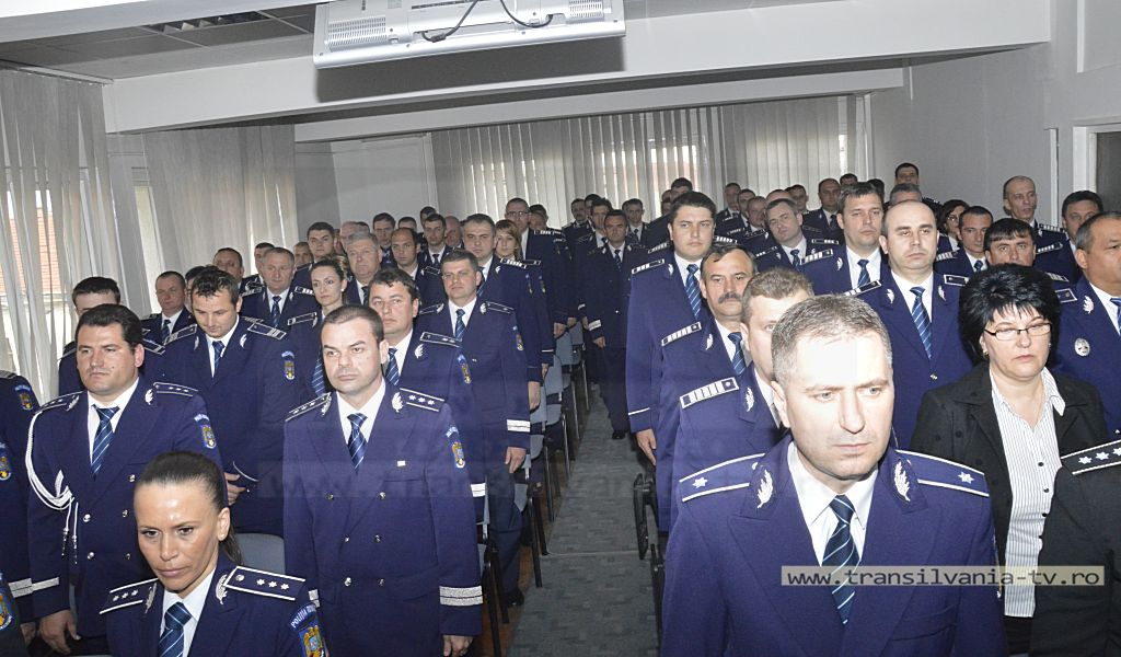 Se fac angajări în poliție. Iată care sunt posturile