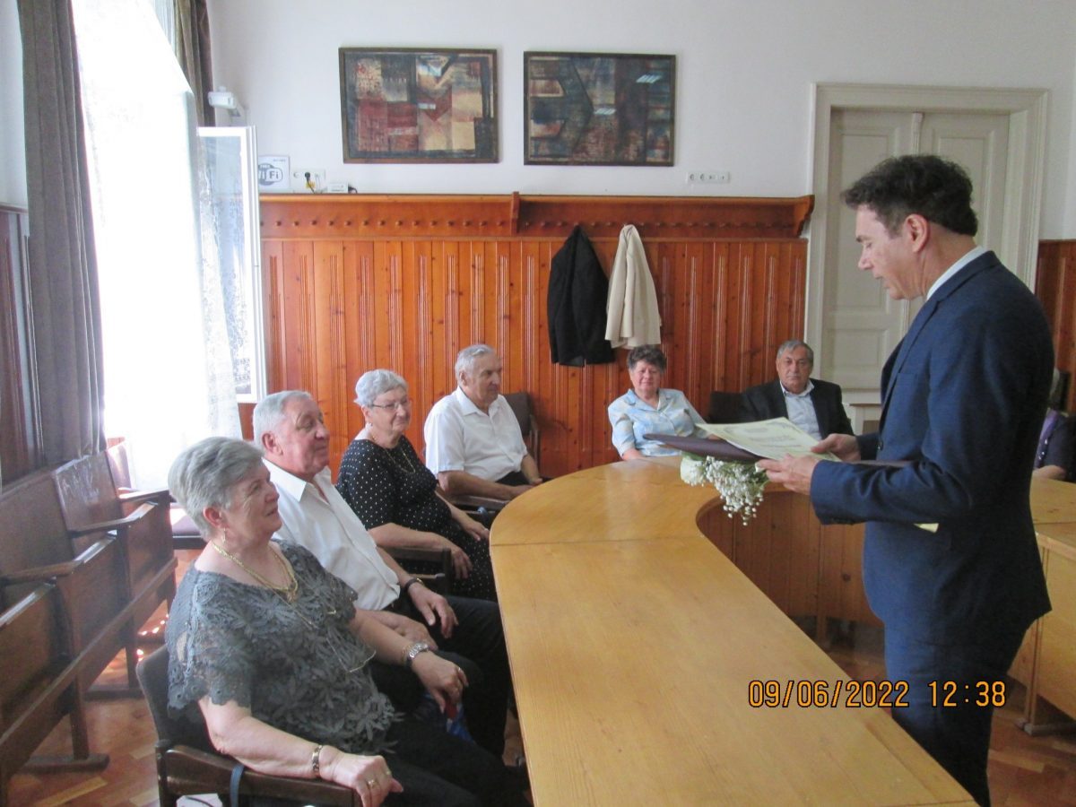 Consiliului Local Salonta premiază cuplurile care sărbătoresc cea de-a 50-a aniversare