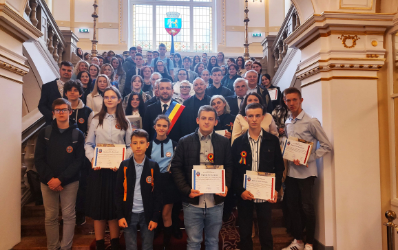 De Ziua Orașului, Primăria Oradea a răsplătit excelența școlară