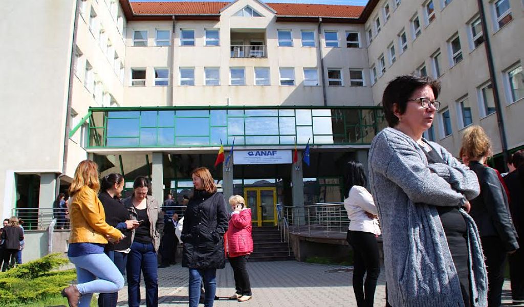 Activitatea Finanțelor Publice Harghita blocată de protestul angajaților