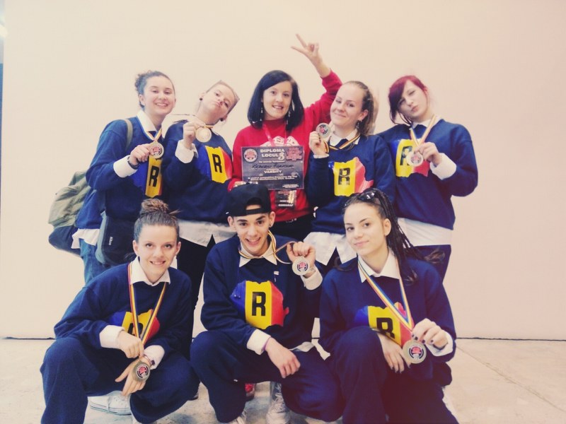 Școala de dans REBORN DANCE STUDIO din Bistrița s-a calificat la Campionatele Mondiale Hip Hop International din SUA