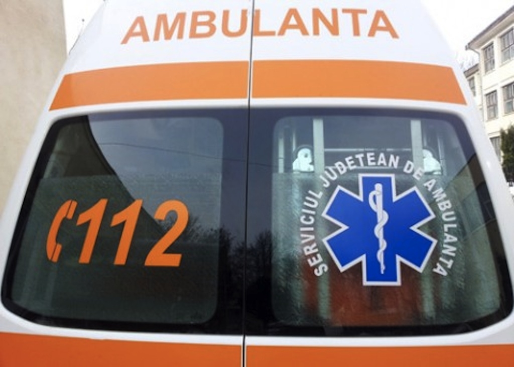 Ciocnire intre doua soferite, accidentat barbatul!