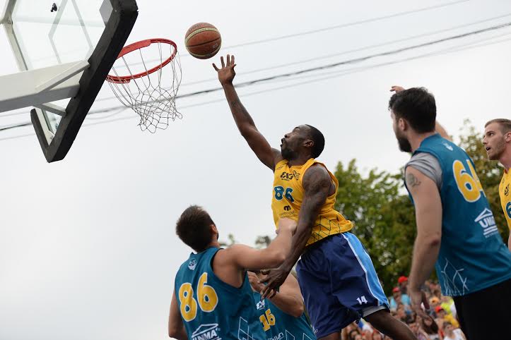 Competiţia anuală „Sibiu Streetball” revine pentru a şaptea oară