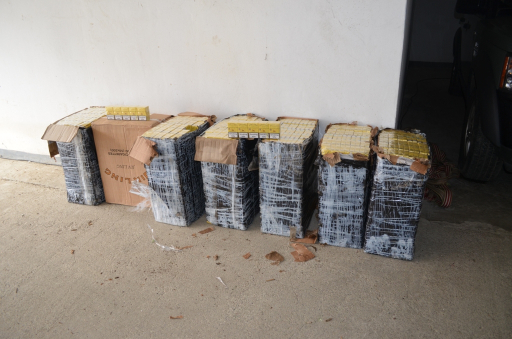 Aproximativ 13.500 pachete țigări confiscate la frontiera de nord
