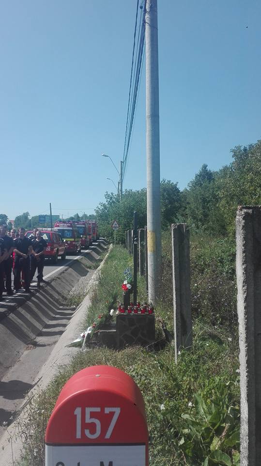 Omagiu adus de pompierii maramureșeni căpitanului (pm) Adrian Marchiș