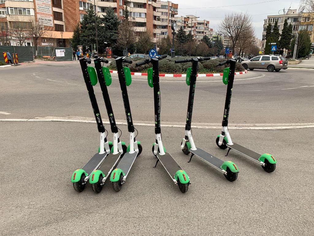 De astăzi, devenii au la dispoziție trotinete electrice