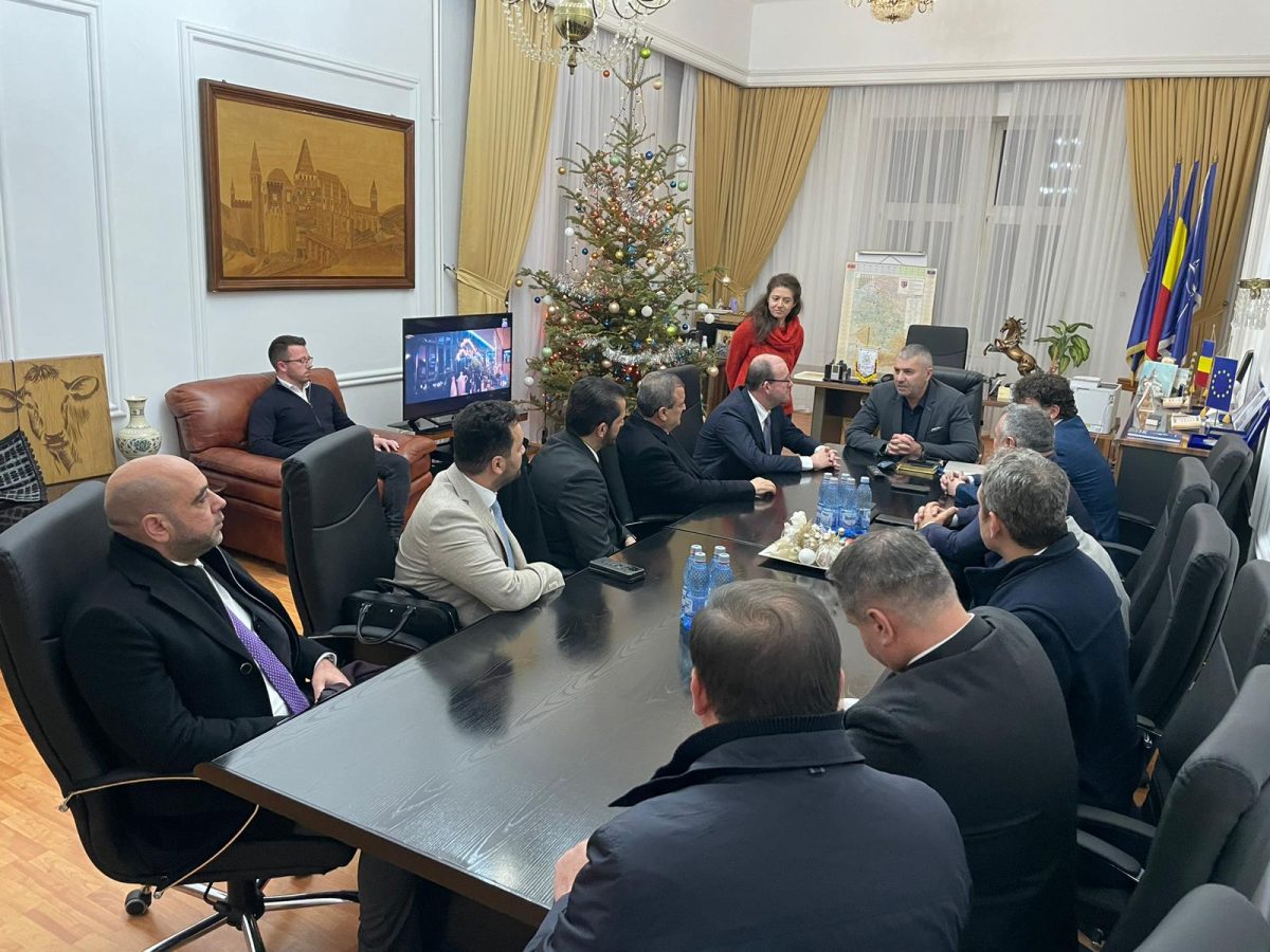A fost semnat contractul care prevede vânzarea activelor termocentralei Mintia către Mass Global Energy Rom