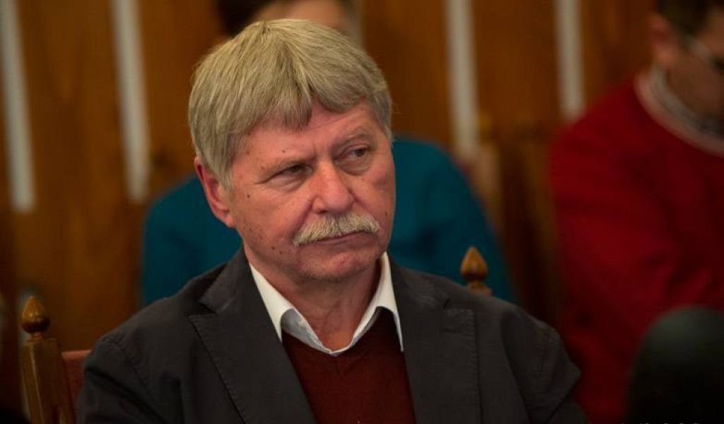 Senatorul UDMR Dr. Verestóy Attila va fi condus, sâmbătă, pe ultimul drum