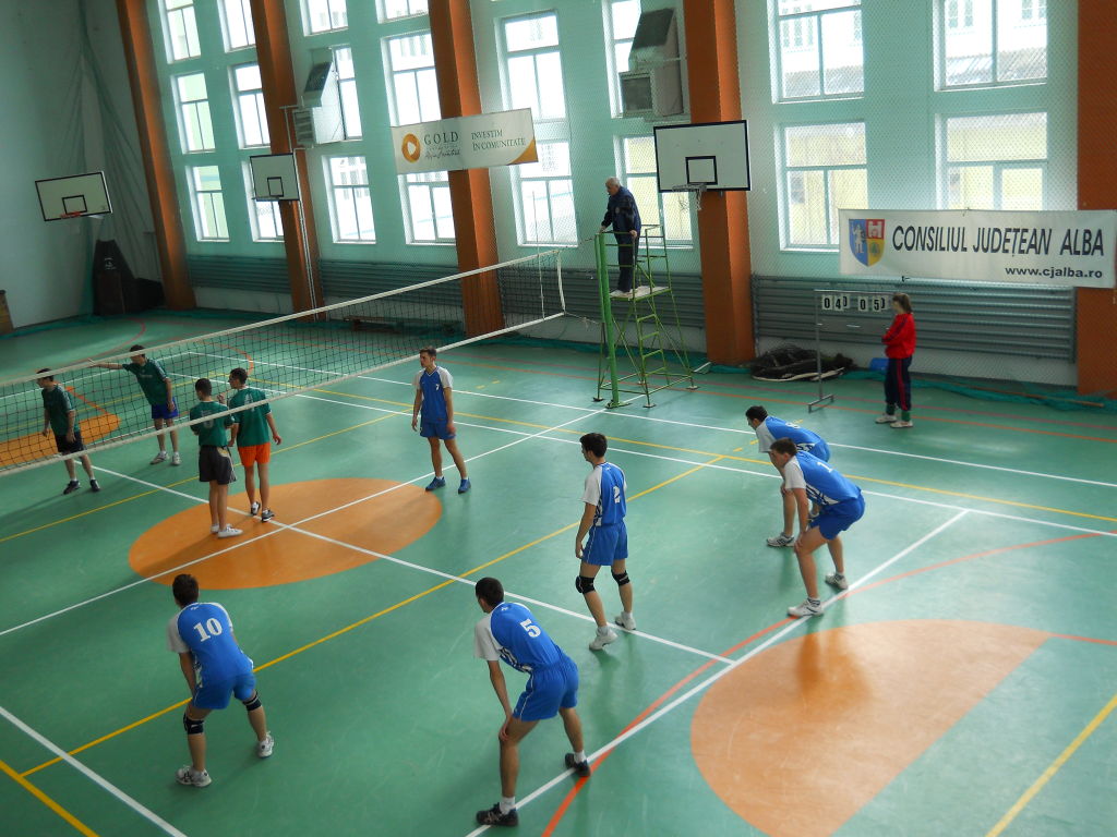 Campionatul județean de volei pentru licee se va desfășura sâmbătă în Alba Iulia